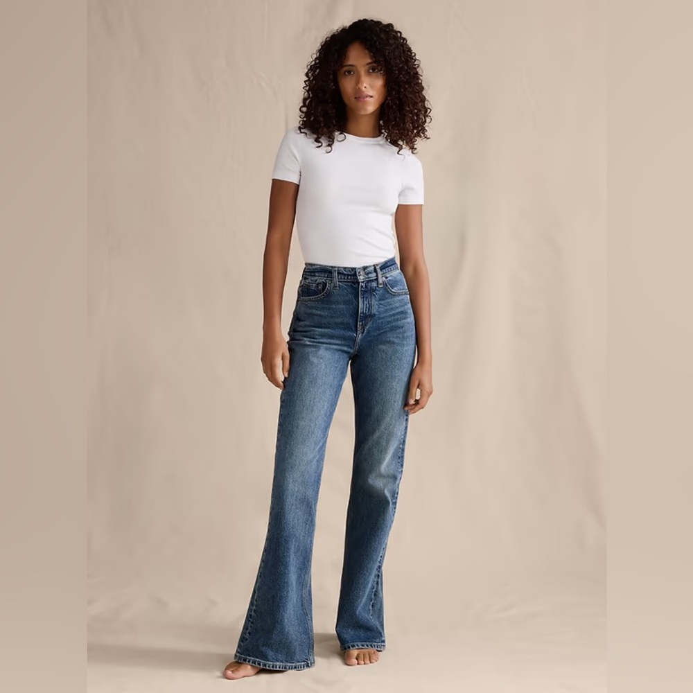 NWT! Banana Republic Medium Wash High Rise Boot Cut Jean - Multiple 🩷